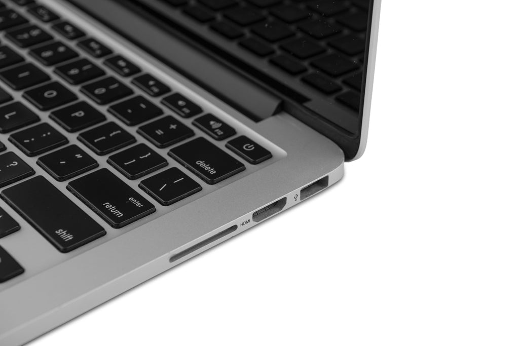 Apple MacBook Pro 2015 | 13 inches | Intel Core i5 2.7GHz Processor | 16GB Ram | 500GB SSD |